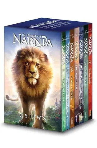 The Chronicles of Narnia Full-Color Paperback Box Set (Books 1-7)