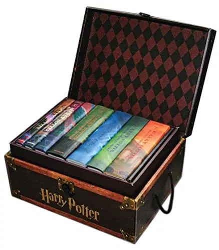 Harry Potter Hardcover Boxed Set: Books 1-7 (Trunk Chest)